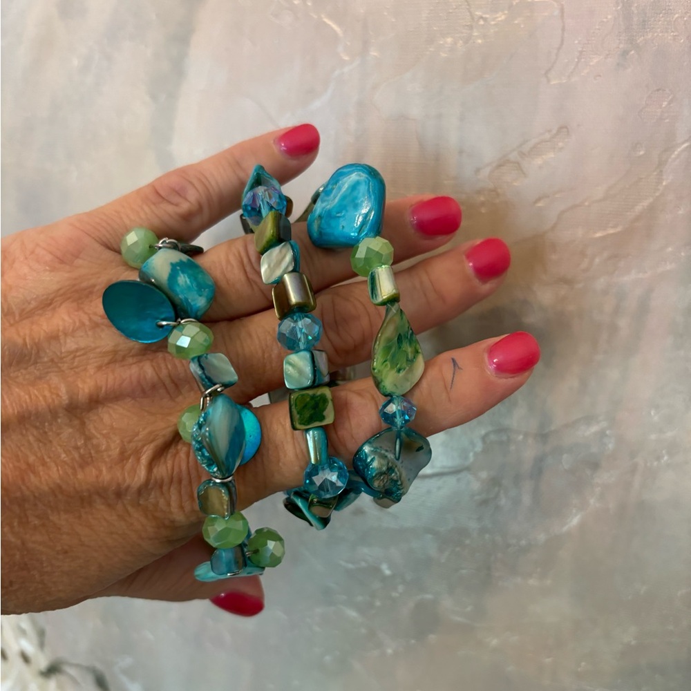 Set/3 aqua and green stretch beaded bracelets